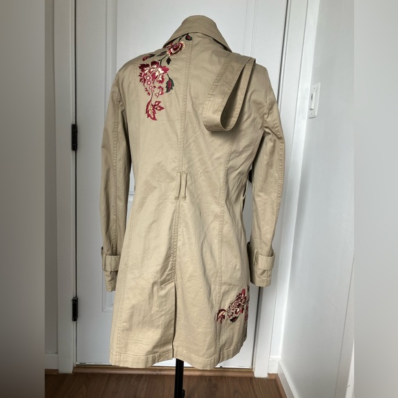 White House Black Market Beige Trench Coat with Red Embroidery - Picture 2 of 5